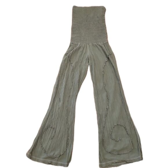 TomTom Green Jumpsuit Size S...CLOSING CLOSET - Picture 1 of 5